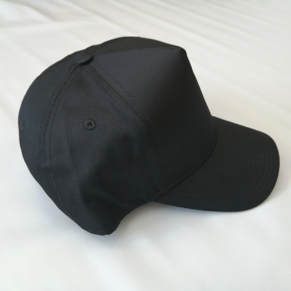 Black Five Panel Trucker Cap NWOT - Picture 4 of 7